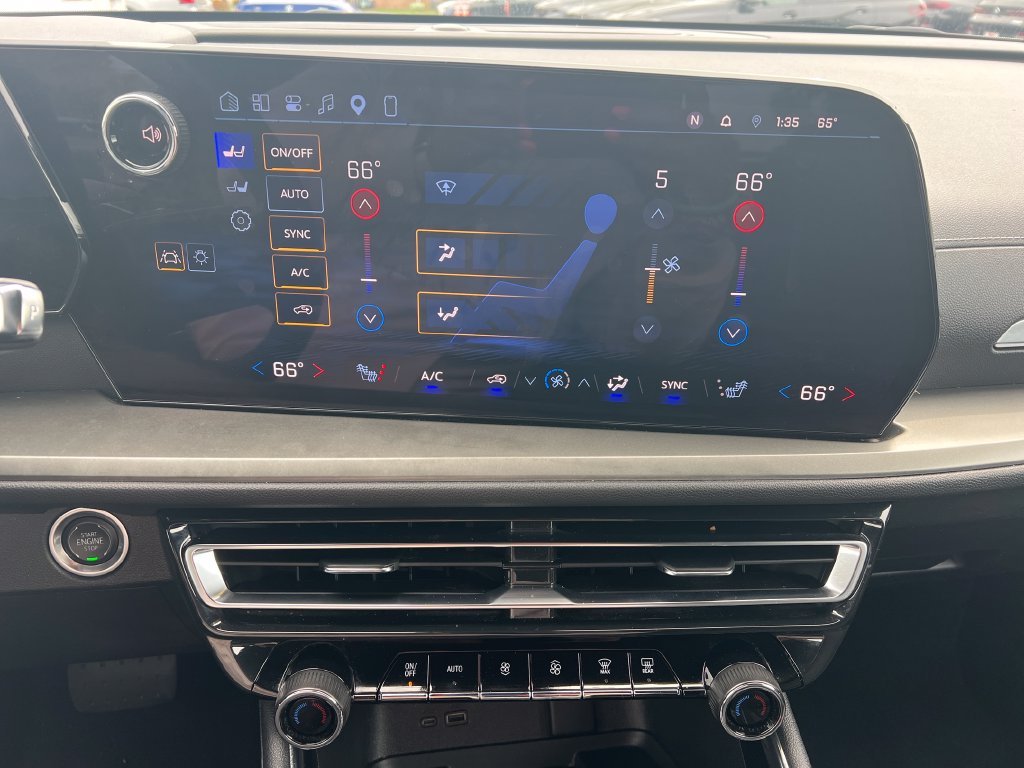Used 2025 Gray Chevrolet LT image 19