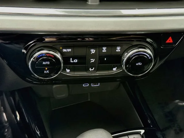 New 2026 Summit White Chevrolet LT image 17