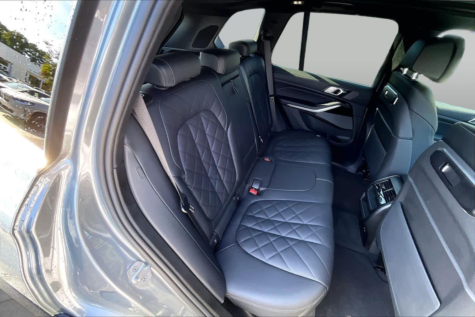Certified Used 2025 Skyscraper Grey Metallic BMW sDrive40i image 20