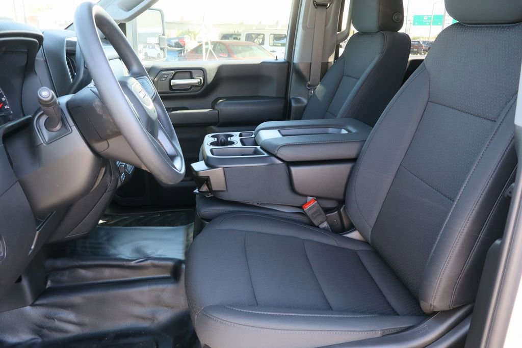 2026 GMC Sierra 3500HD Pro - Photo 15