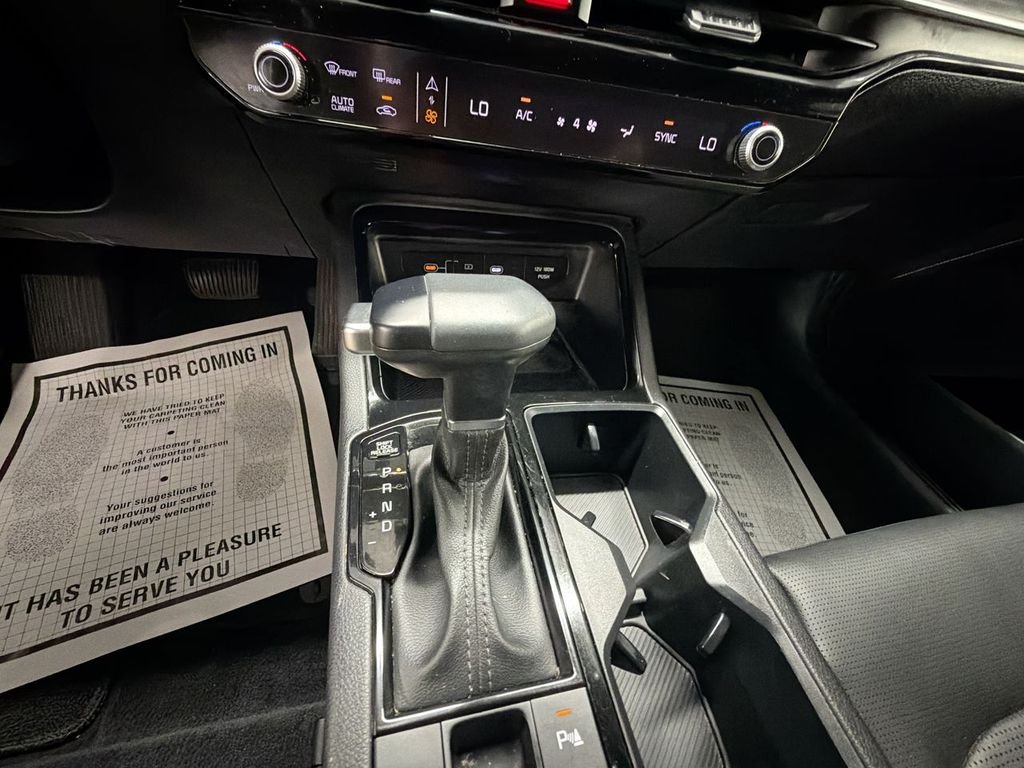 Used 2025 Wolf Gray Kia GT-Line image 16