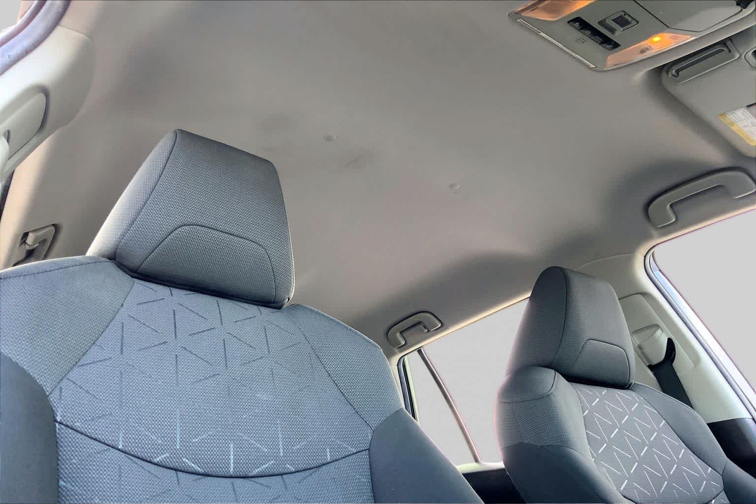 Used 2021 Magnetic Gray Metallic Toyota XLE Premium image 14