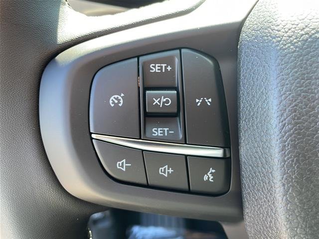 New 2026 Oxford White Ford XLT image 42