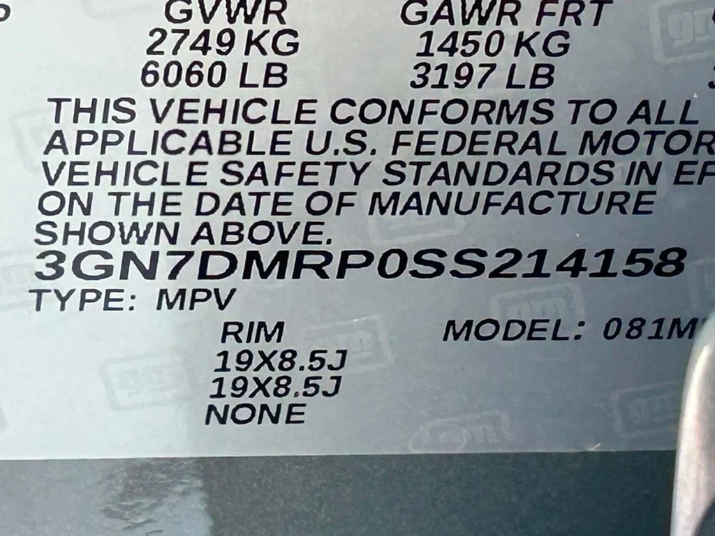 Used 2025 Galaxy Gray Metallic Chevrolet LT image 50