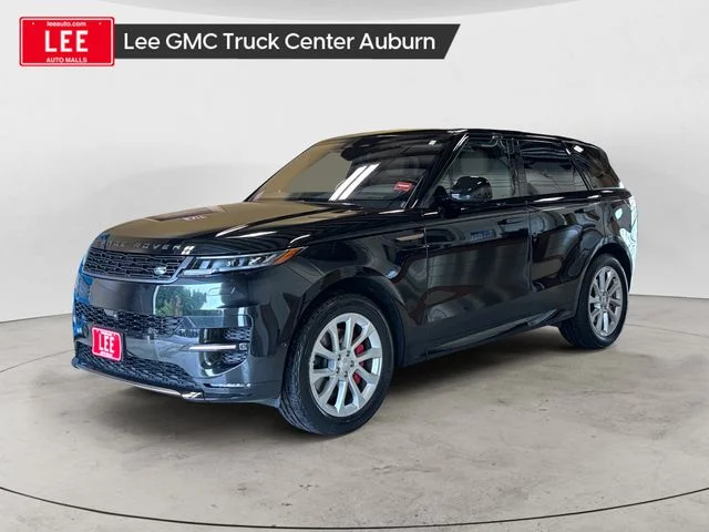 Used 2023 Black Land Rover SE Dynamic image 1