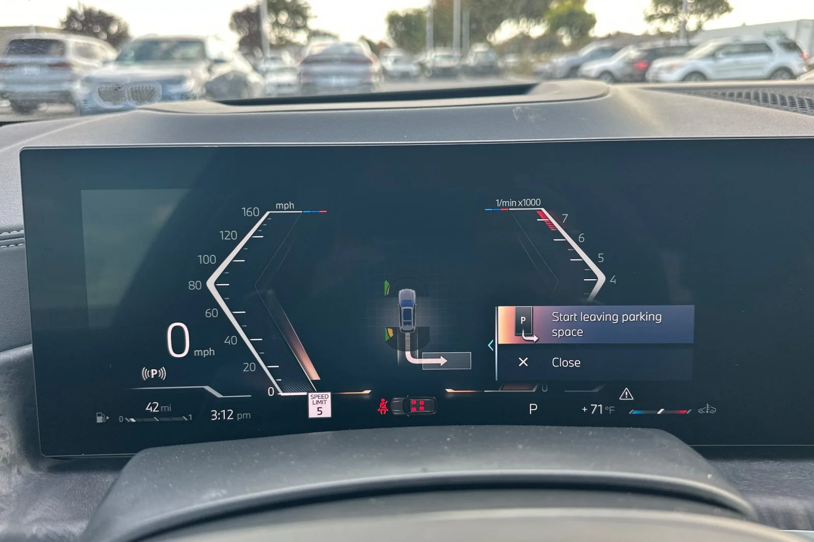 New 2027 Brooklyn Grey Metallic BMW xDrive40i image 23