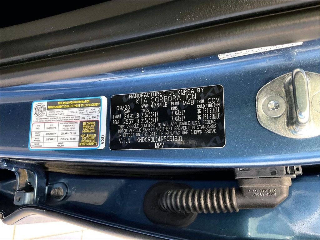 Used 2024 Blue Kia Wind image 34
