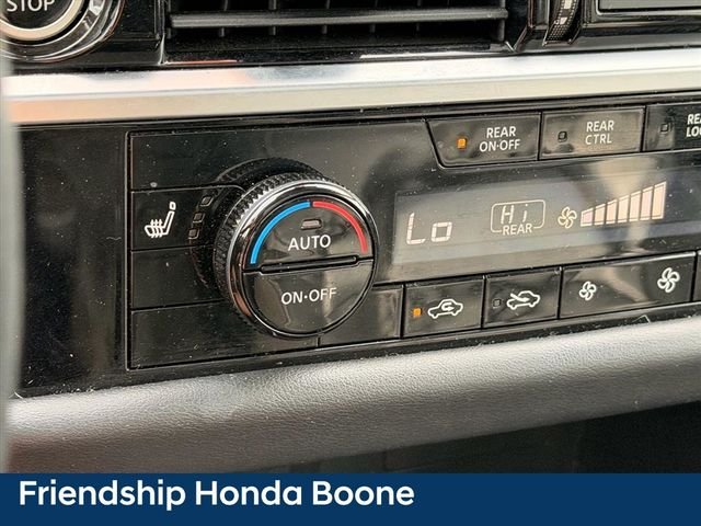 Used 2022 Gray Nissan SL image 25