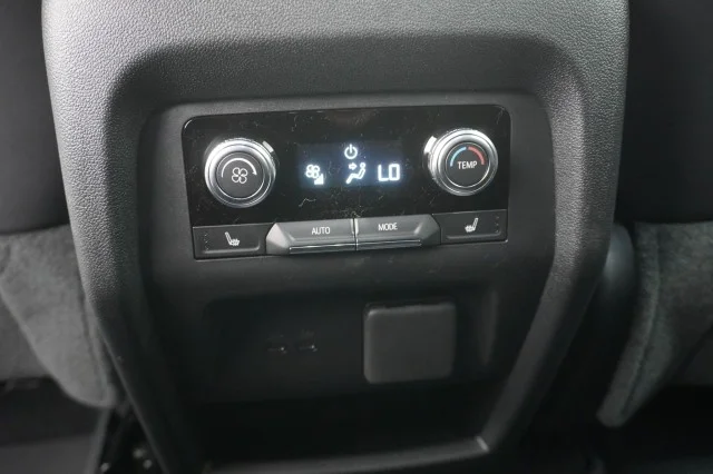 2026 GMC Acadia Elevation - Photo 25