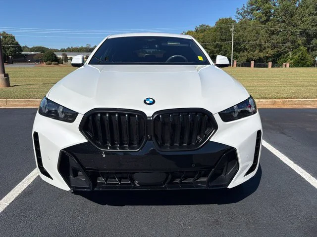 Used 2026  BMW xDrive40i image 10