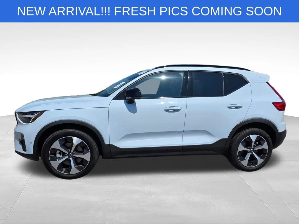 Used 2026  Volvo Plus image 3