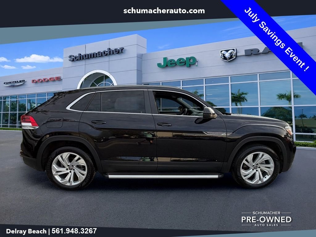 Used 2021 Black Volkswagen 2.0T SEL image 8
