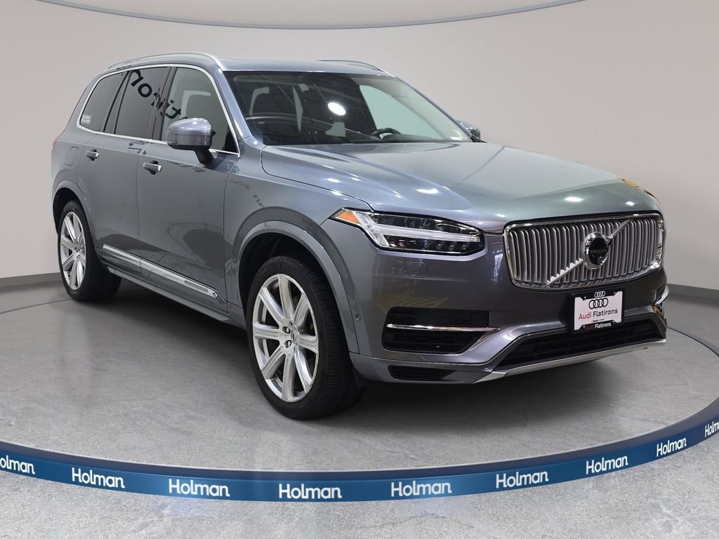 Used 2017 Gray Volvo T8 Inscription image 4