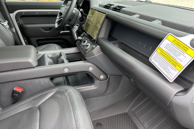 New 2026 Borasco Grey Land Rover S image 14