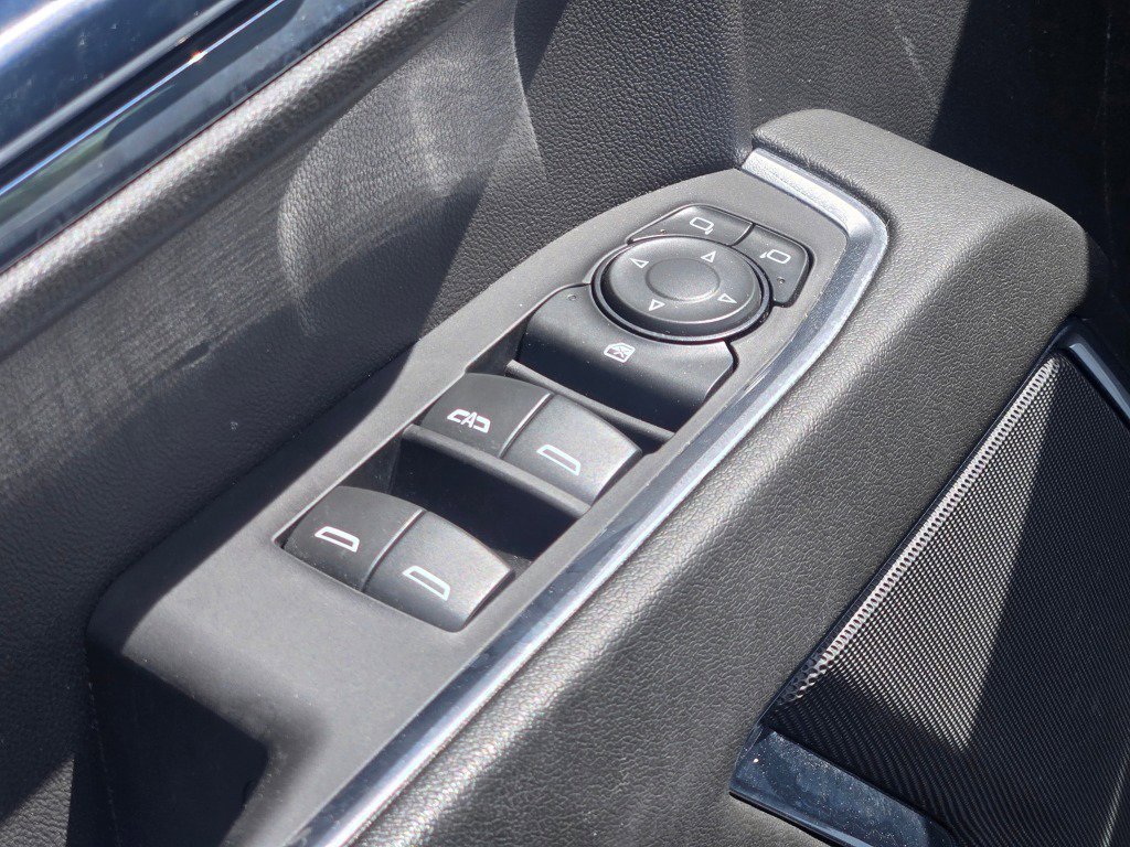 2024 Chevrolet Silverado 1500 LT - Photo 21