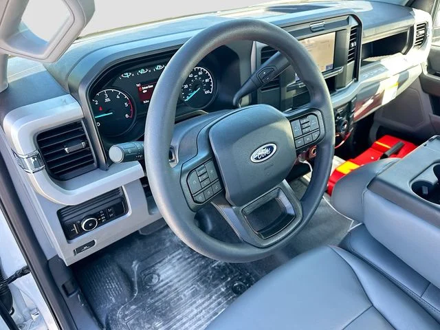 New 2026 Oxford White Ford XL image 6