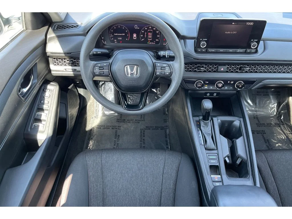 Used 2024 Platinum White Pearl Honda LX image 16