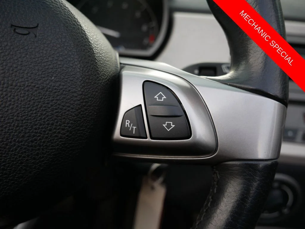 Used 2004  BMW 2.5i image 17
