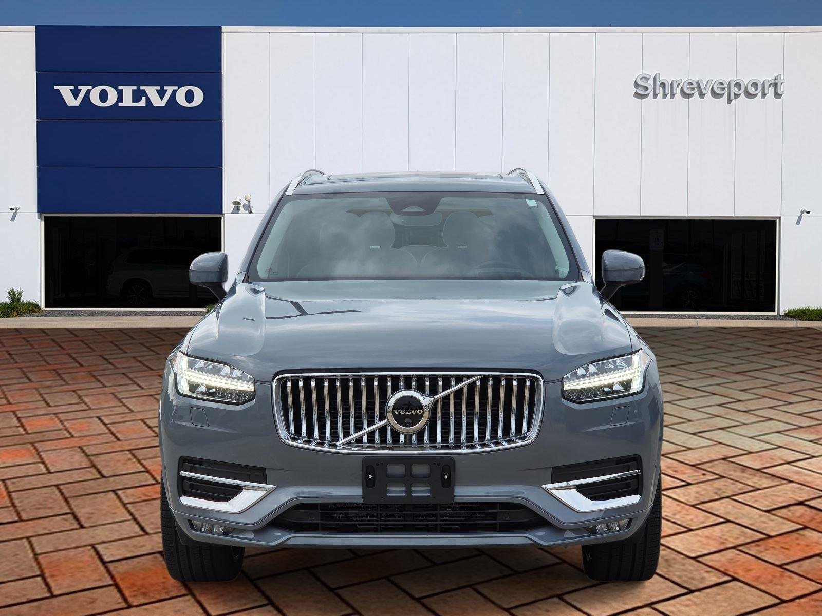 Certified Used 2023 Thunder Grey Metallic Volvo Ultimate image 2