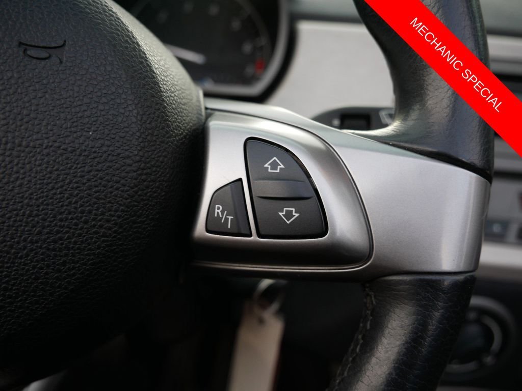 Used 2004  BMW 2.5i image 17