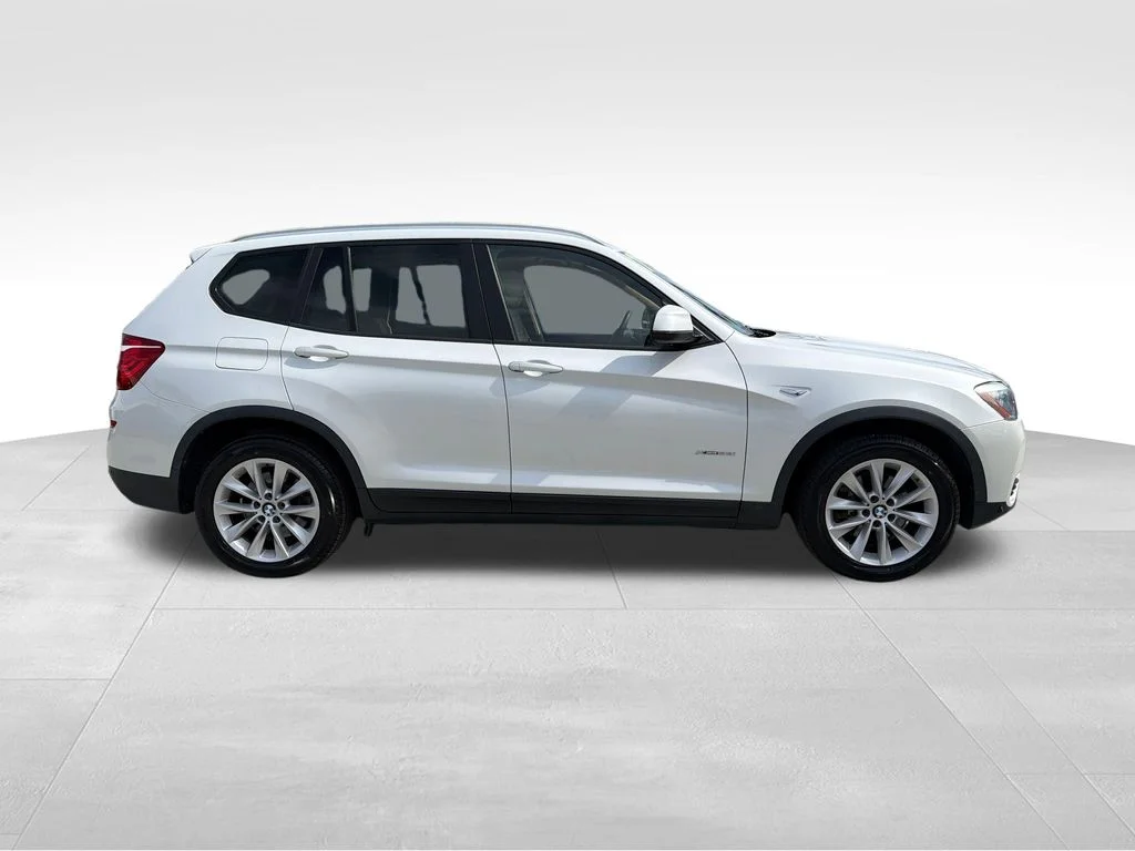 2017 BMW X3 xDrive28i - Photo 9