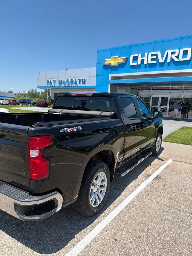 Used 2019 Black Chevrolet LT image 4