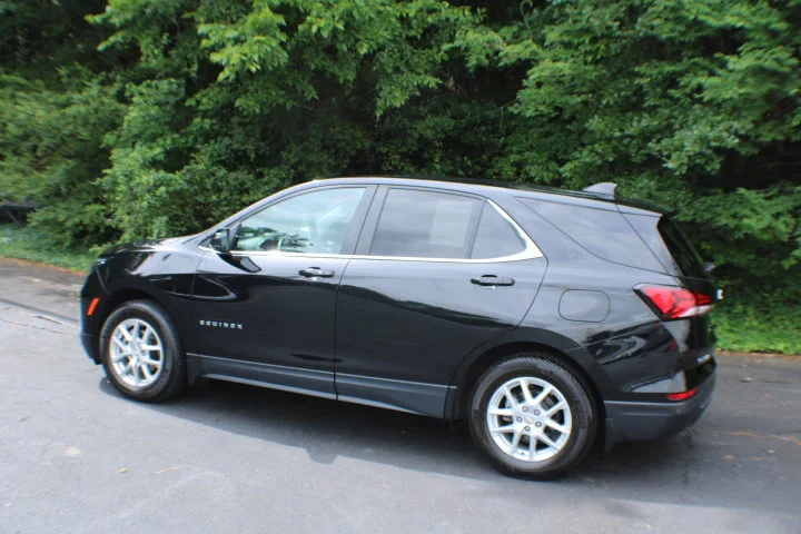 Used 2023 Mosaic Black Metallic Chevrolet LT image 3