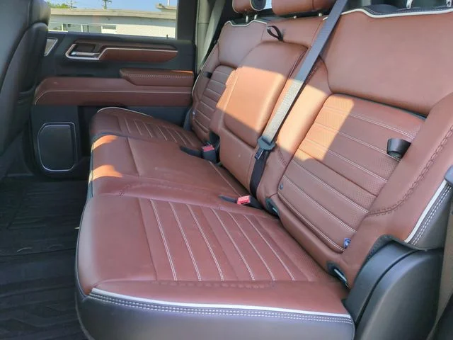 Used 2024 Silver GMC Denali Ultimate image 30