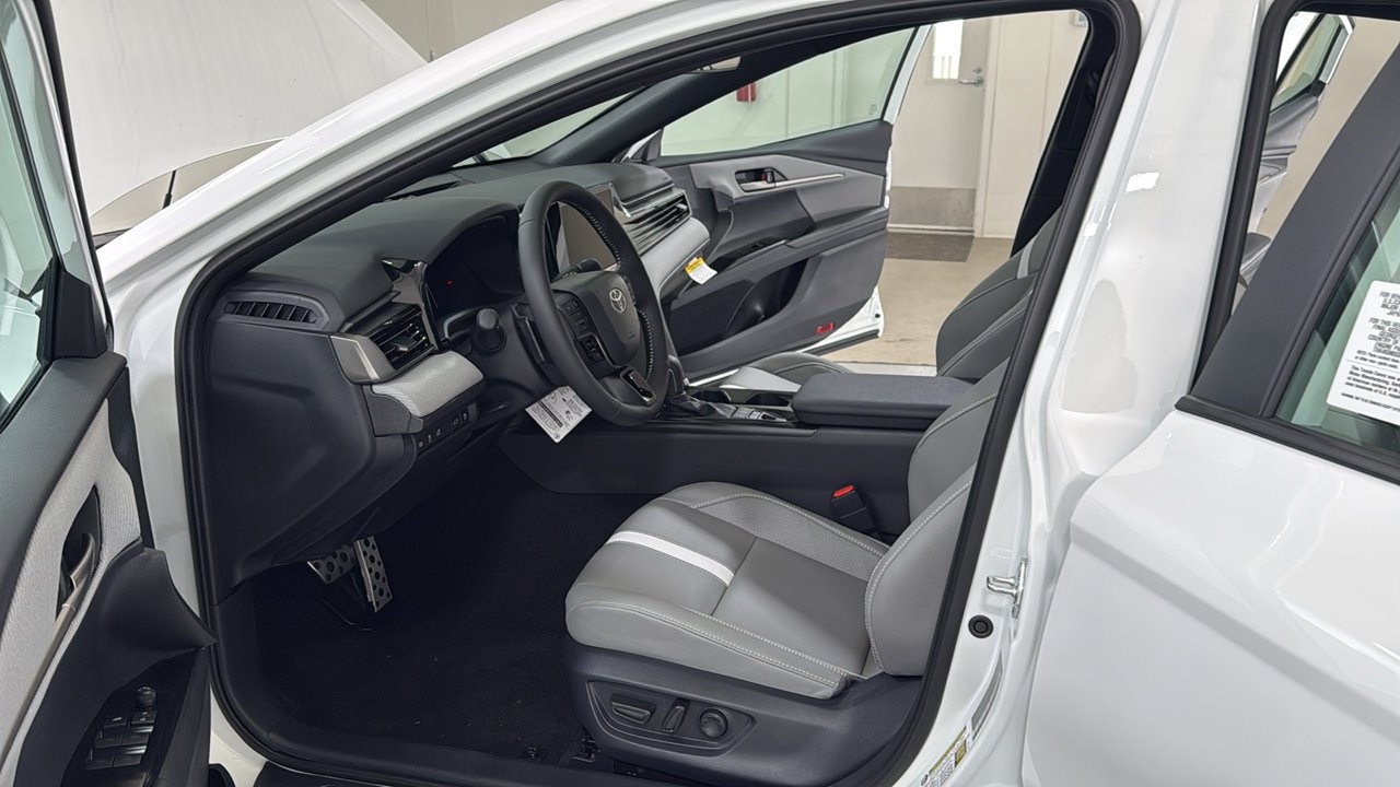 New 2026 Ice Cap Toyota  SE image 12