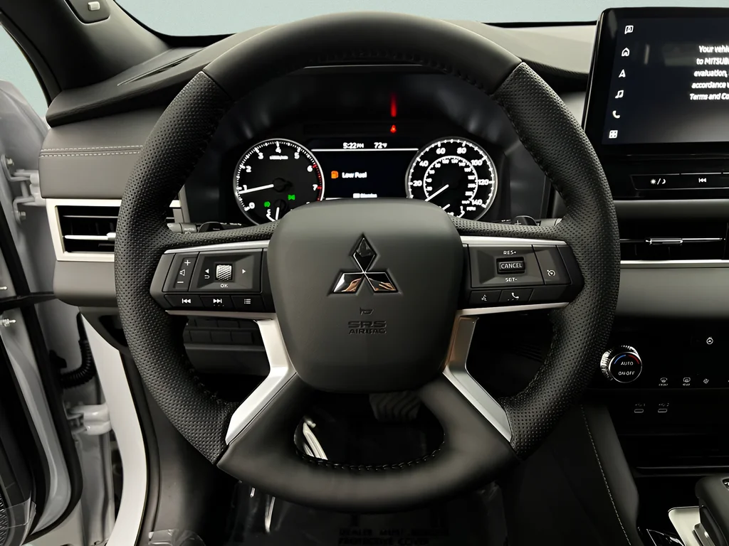 New 2026 White Diamond Mitsubishi LE image 21