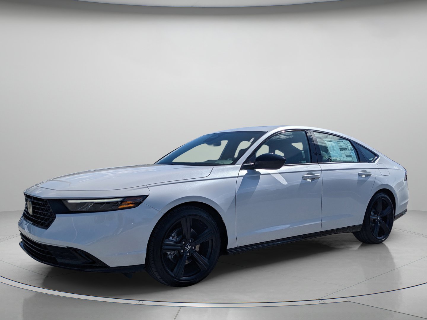 New 2026 Platinum White Pearl Honda Sport-L image 2
