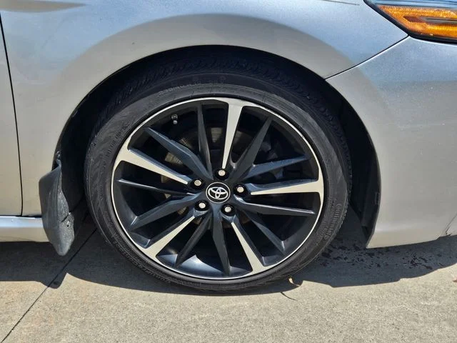 Used 2018 Celestial Silver Metallic Toyota XSE image 3