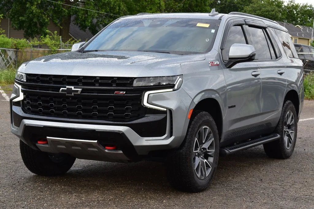 Used 2024 Sterling Gray Metallic Chevrolet Z71 image 1