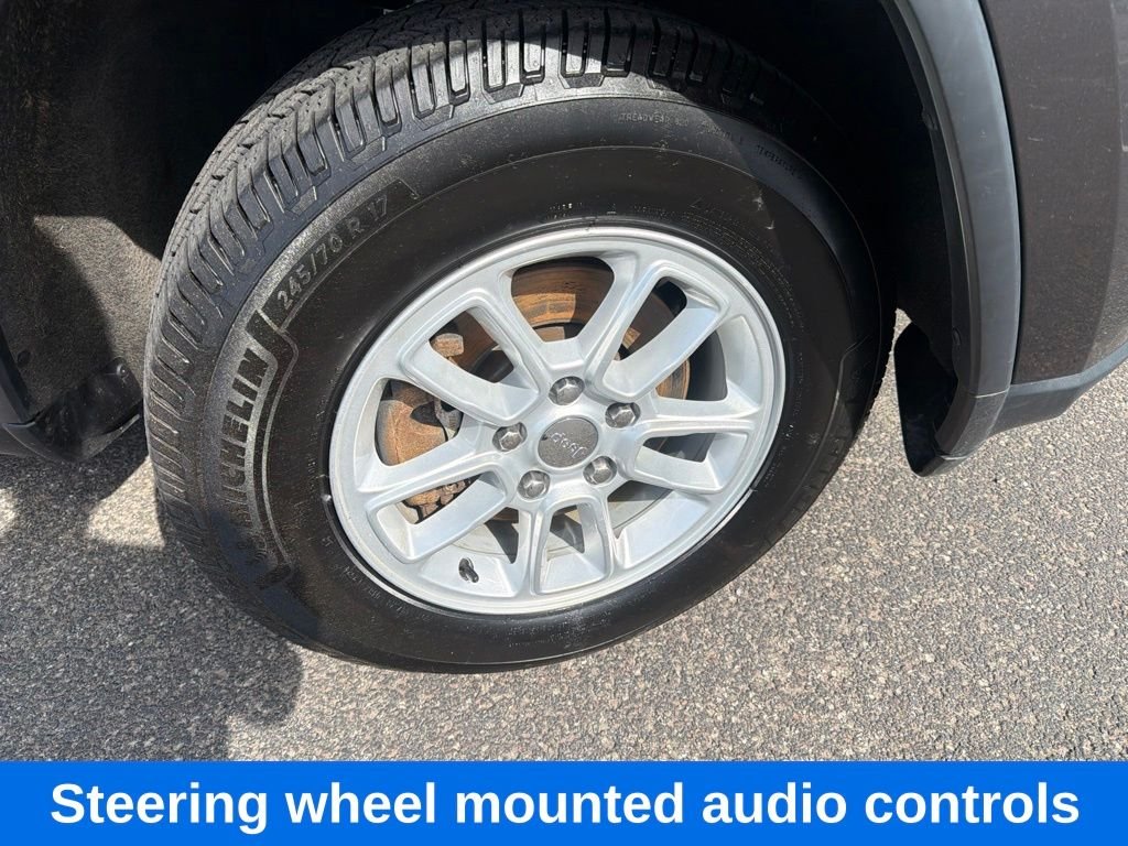 Used 2019 Gray Jeep Laredo E image 11