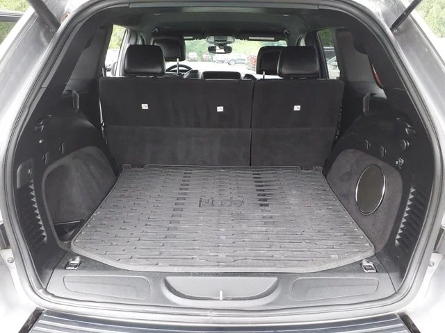Used 2018 Billet Silver Metallic Jeep Altitude image 23
