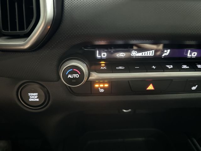 New 2026 Beige/tan Mazda 2.5 S Meridian Edition image 31