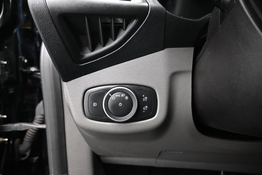 Used 2019 Shadow Black Ford XLT image 14