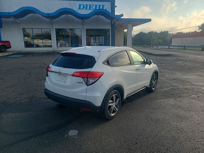 Used 2022  Honda EX image 5
