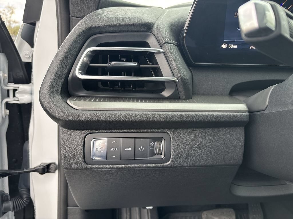 2026 Chevrolet Traverse LT - Photo 21