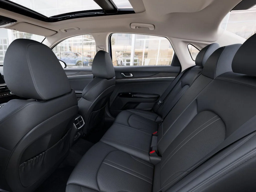 New 2026 Yacht Blue Kia EX image 20