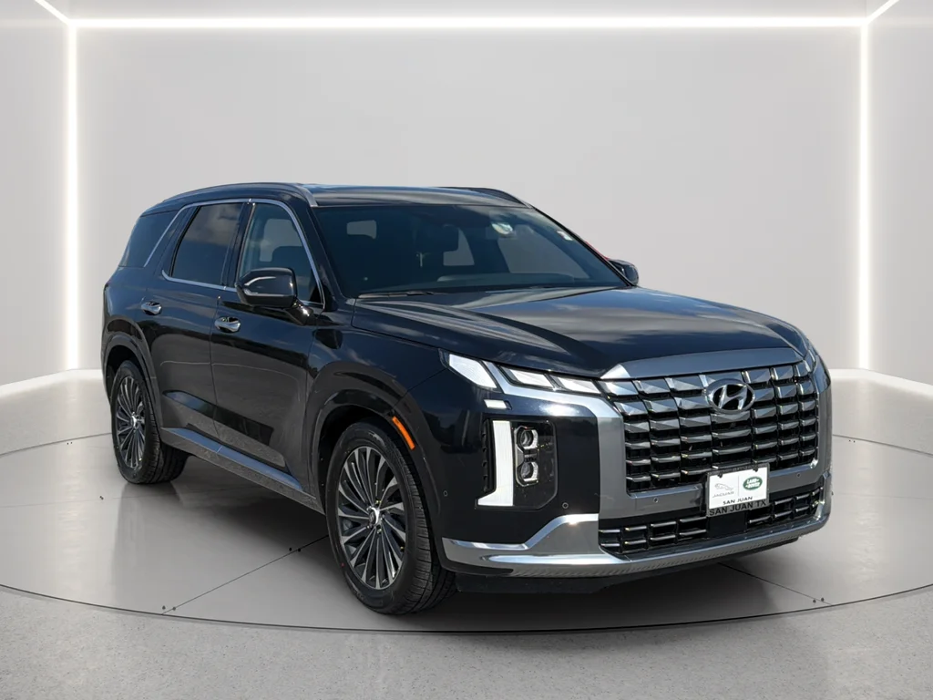 Used 2024 White Hyundai Calligraphy image 10
