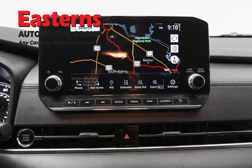 Used 2024 Gray Mitsubishi SE image 18