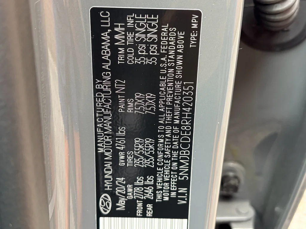 Used 2024 Hampton Gray Hyundai SEL image 13