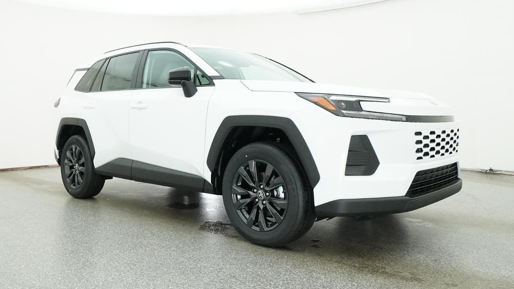 New 2026 Ice Cap Toyota XLE Premium image 9