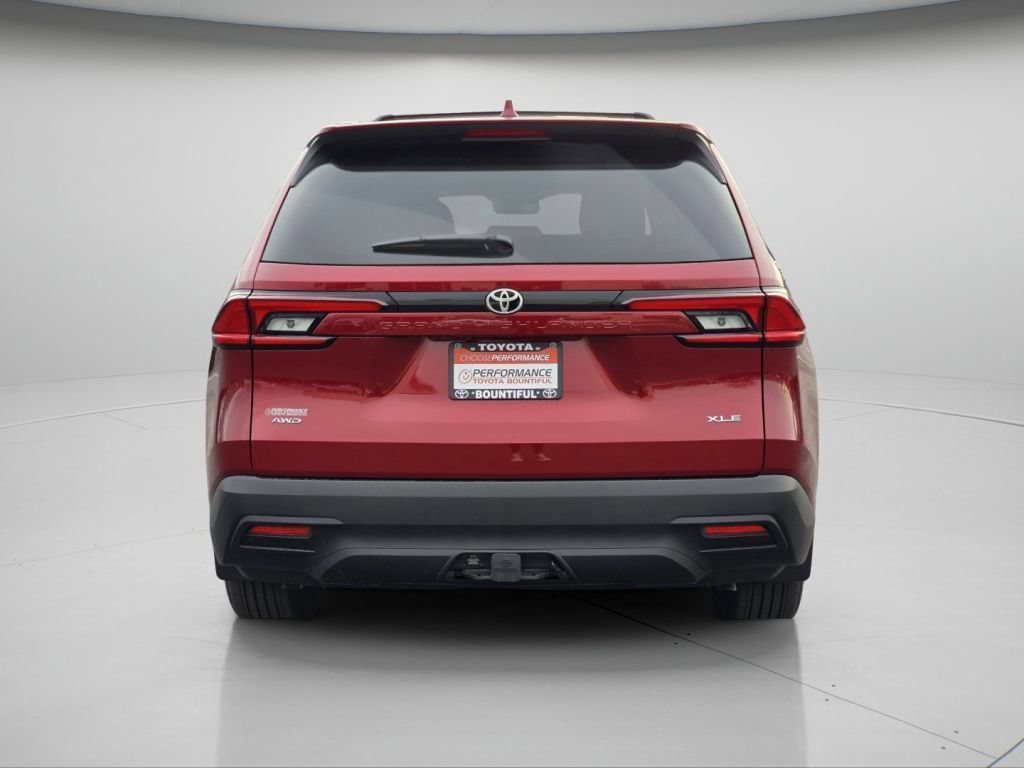 Used 2026 Pearl Toyota XLE image 21