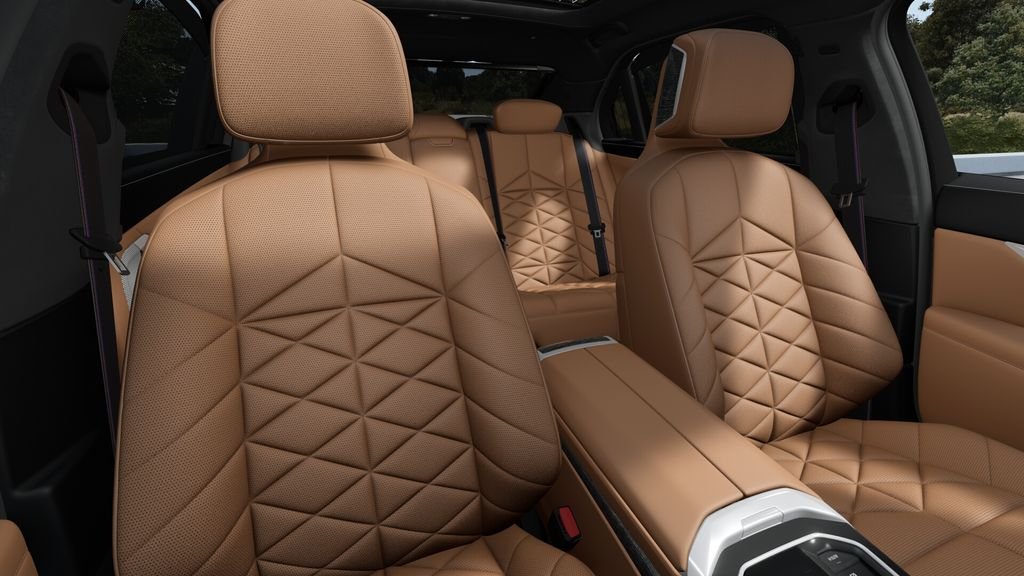 New 2026 Gray Metallic BMW 740i image 39