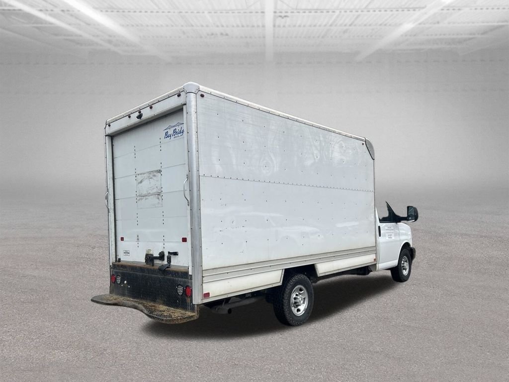 Used 2022 White Chevrolet Work Van image 5