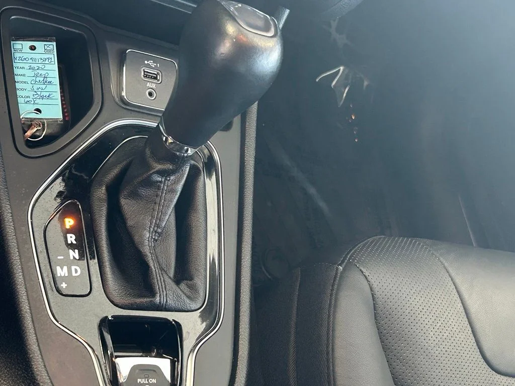 Used 2020 Black Jeep Limited image 21