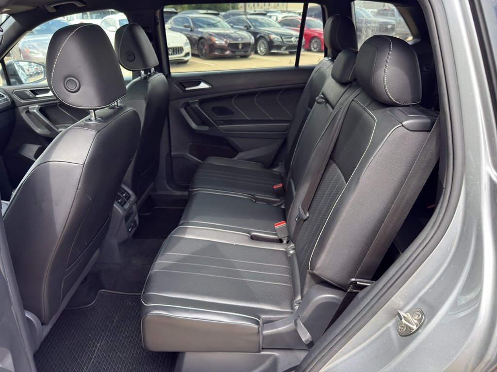 Used 2022 Pyrite Silver Metallic Volkswagen SE R-Line Black image 27