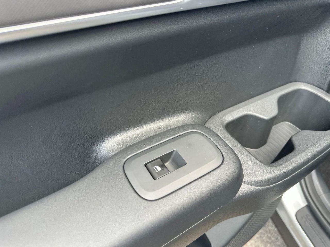 New 2026 Silver Hyundai SE AWD image 19